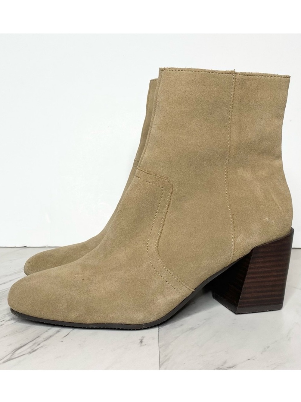 Blondo Sadie Tan Suede Bootie 8 1/2 M